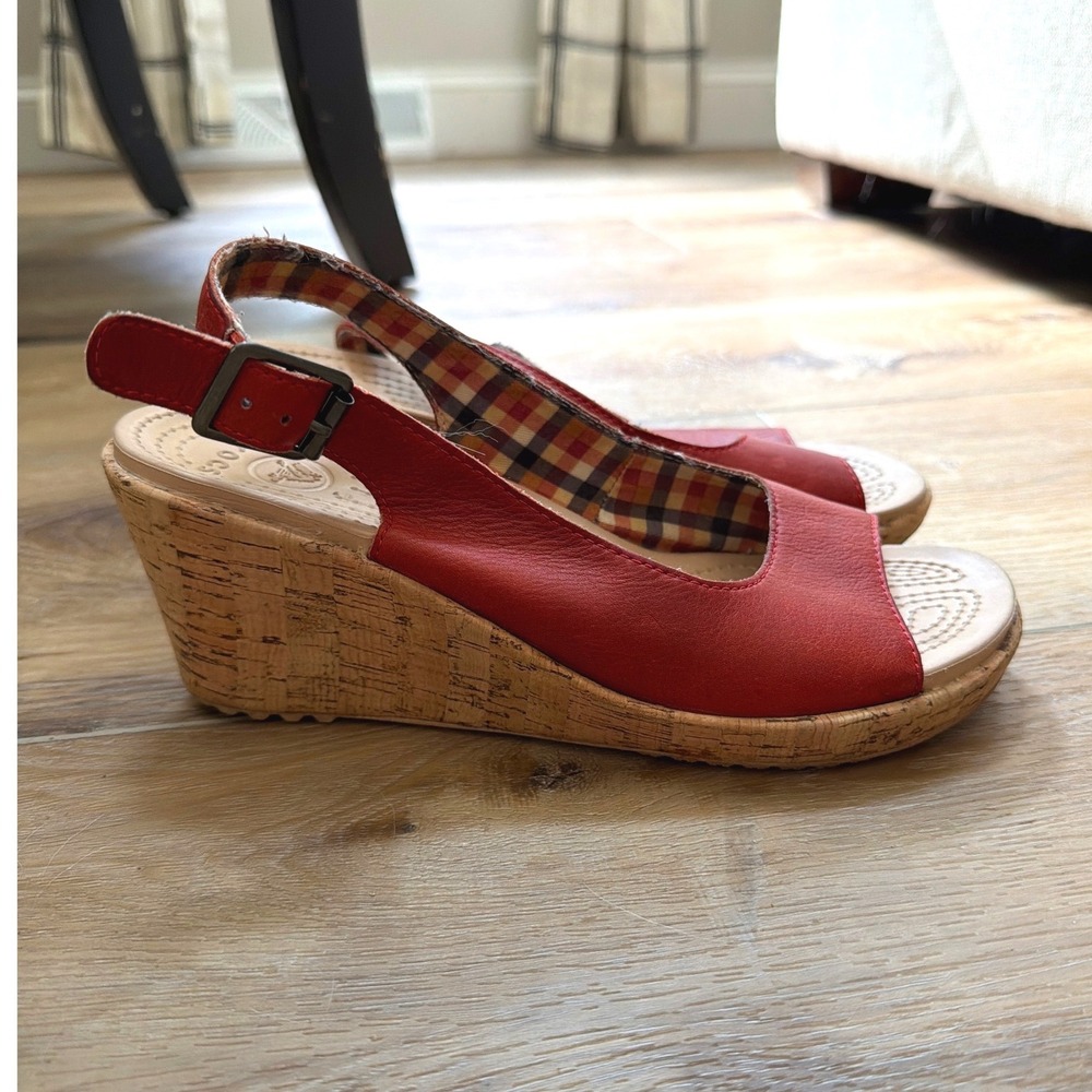 Crocs Women's A Leigh Red Leather Cork Wedge Heel Slingback Sandals Size 7